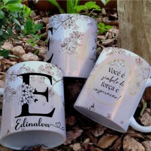 Caneca alfabeto cerejeira rosa