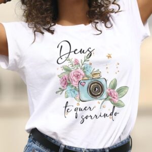 Camiseta Deus te quer sorrindo